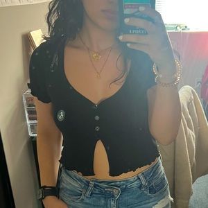 Aero black top 
NEW W/ TAGS